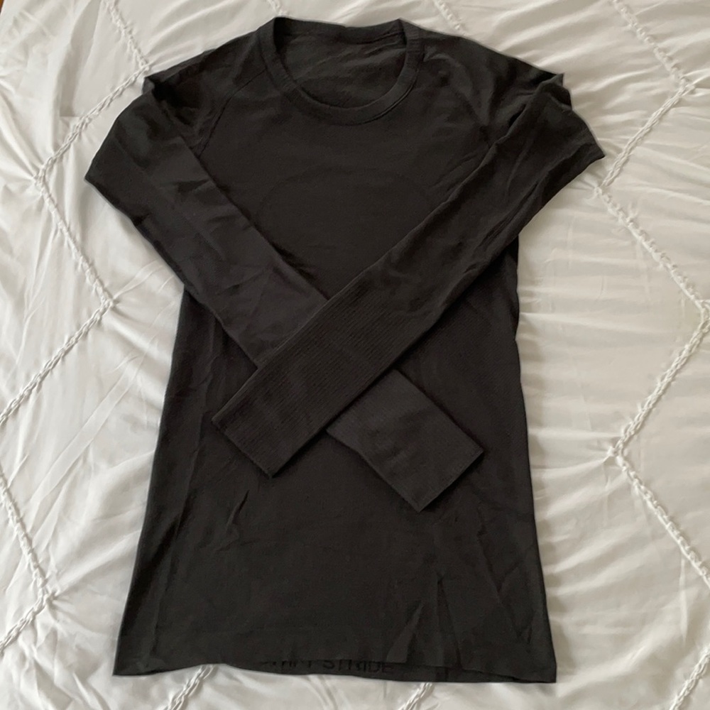 Lululemon Swiftly Tech Long Sleeve in Black 4